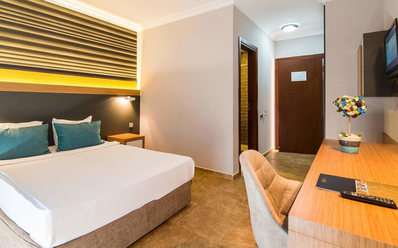 Club Hotel Sunbel เบลดิบี ภายนอก รูปภาพ
